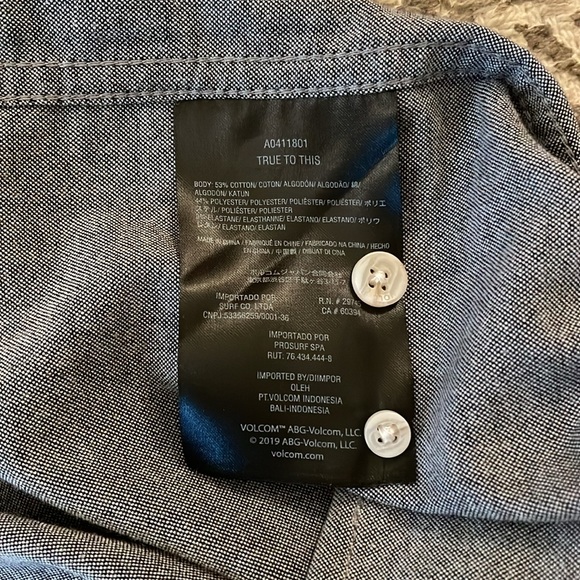 Volcom Modern Fit Button-Up - Picture 10 of 10